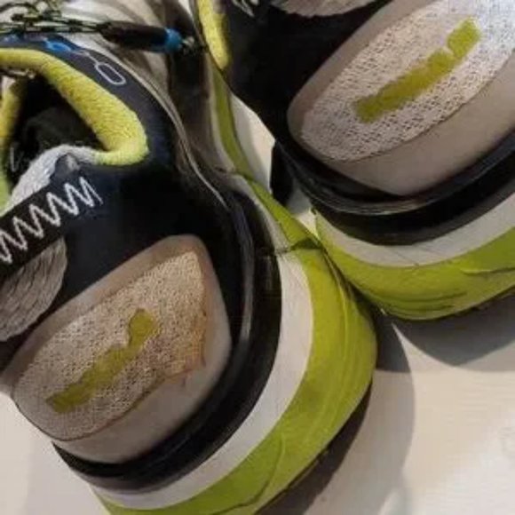 Hoka One One Rapa Nui 2 Tarmac Running Shoes Size 8M main image 13